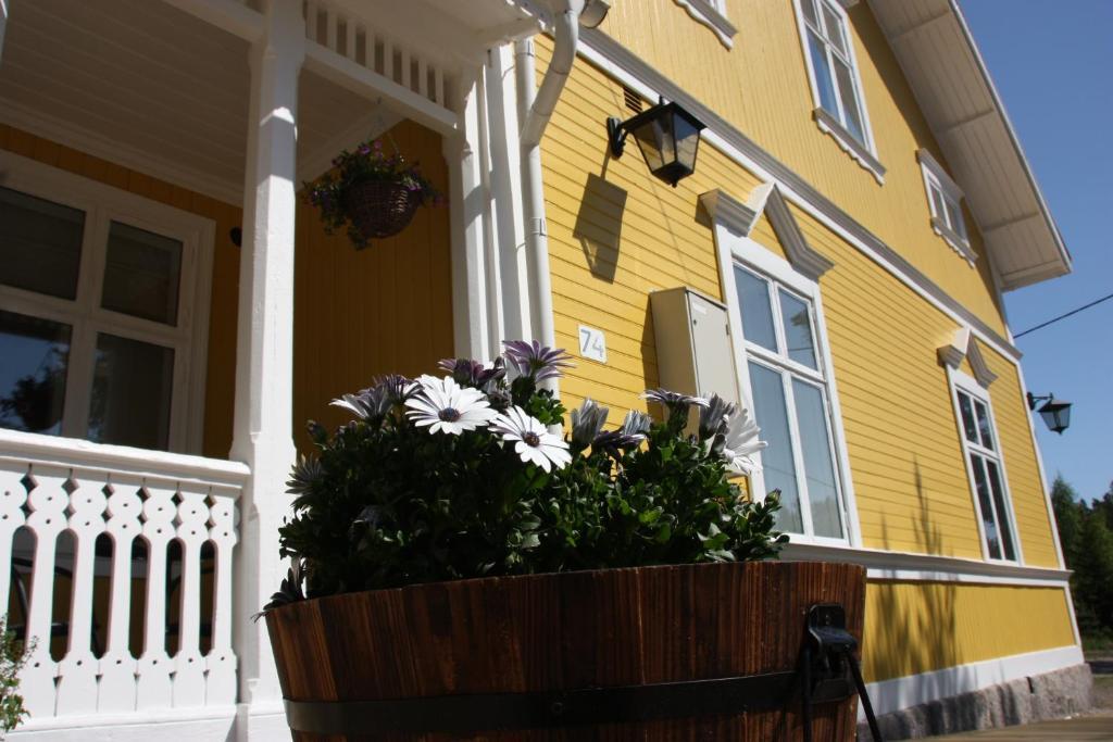 Hedenstugan B&B Hotel Bergby Kültér fotó